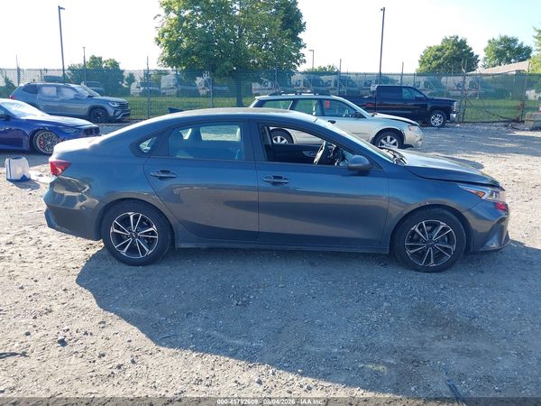 2022 KIA FORTE LXS