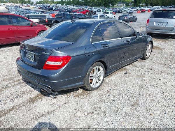 2013 MERCEDES-BENZ C 300