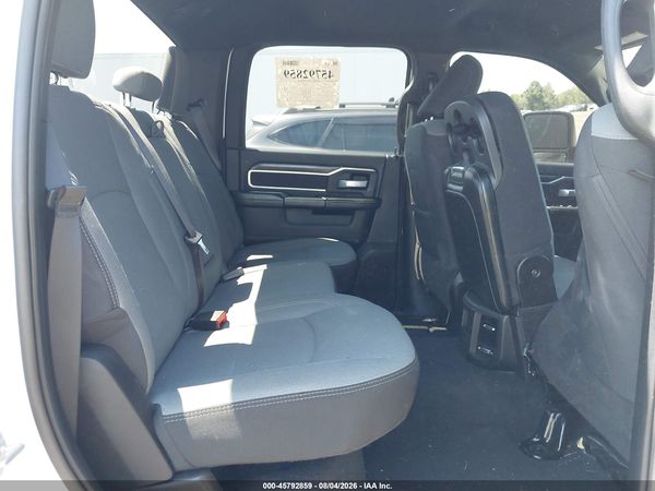 2024 RAM 2500 BIG HORN  4X4 6'4 BOX