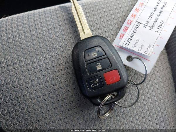 2016 TOYOTA RAV4 XLE