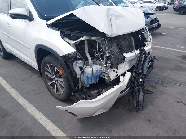 2018 TOYOTA HIGHLANDER XLE