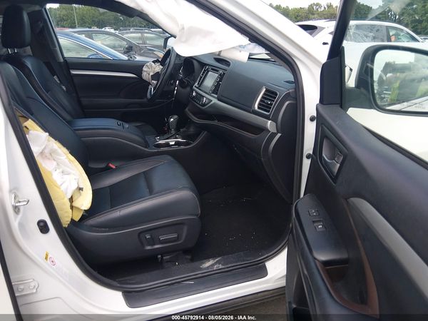 2018 TOYOTA HIGHLANDER XLE