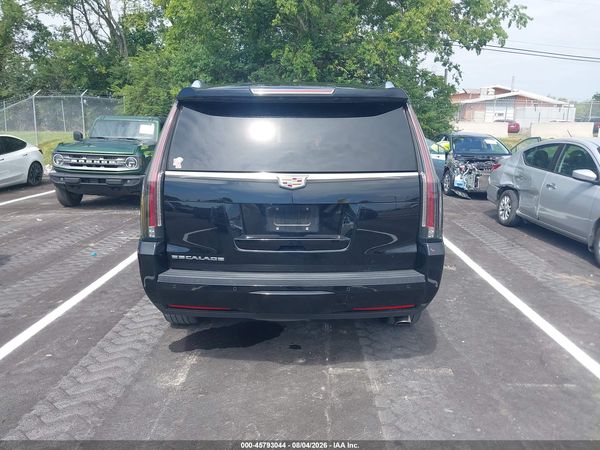 2016 CADILLAC ESCALADE PLATINUM