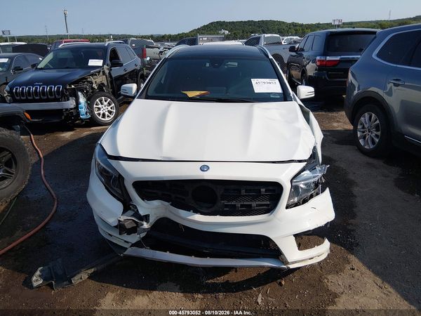 2017 MERCEDES-BENZ GLA 250 4MATIC