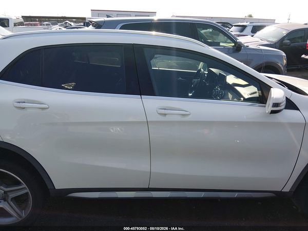 2017 MERCEDES-BENZ GLA 250 4MATIC