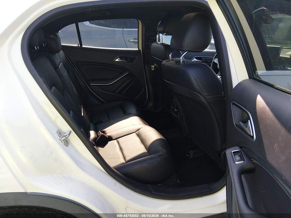2017 MERCEDES-BENZ GLA 250 4MATIC