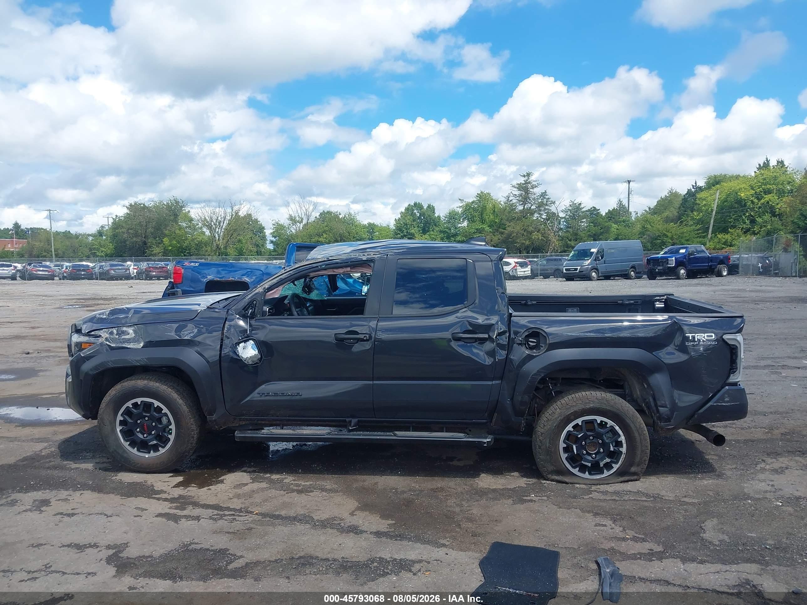 2025 TOYOTA TACOMA TRD OFF ROAD