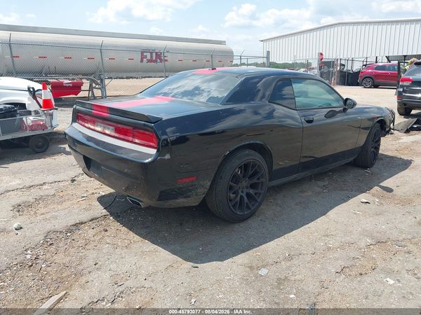 2012 DODGE CHALLENGER SXT