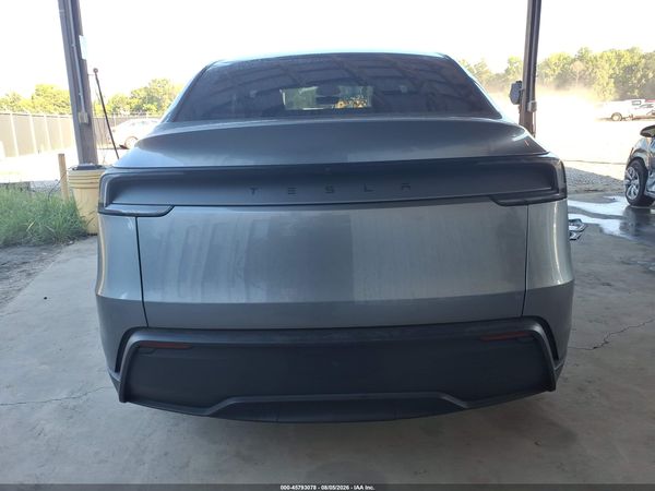 2026 TESLA MODEL Y