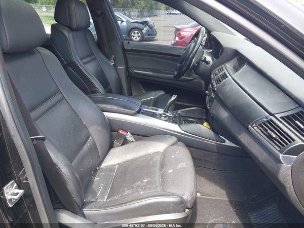 2013 BMW X6 XDRIVE50I