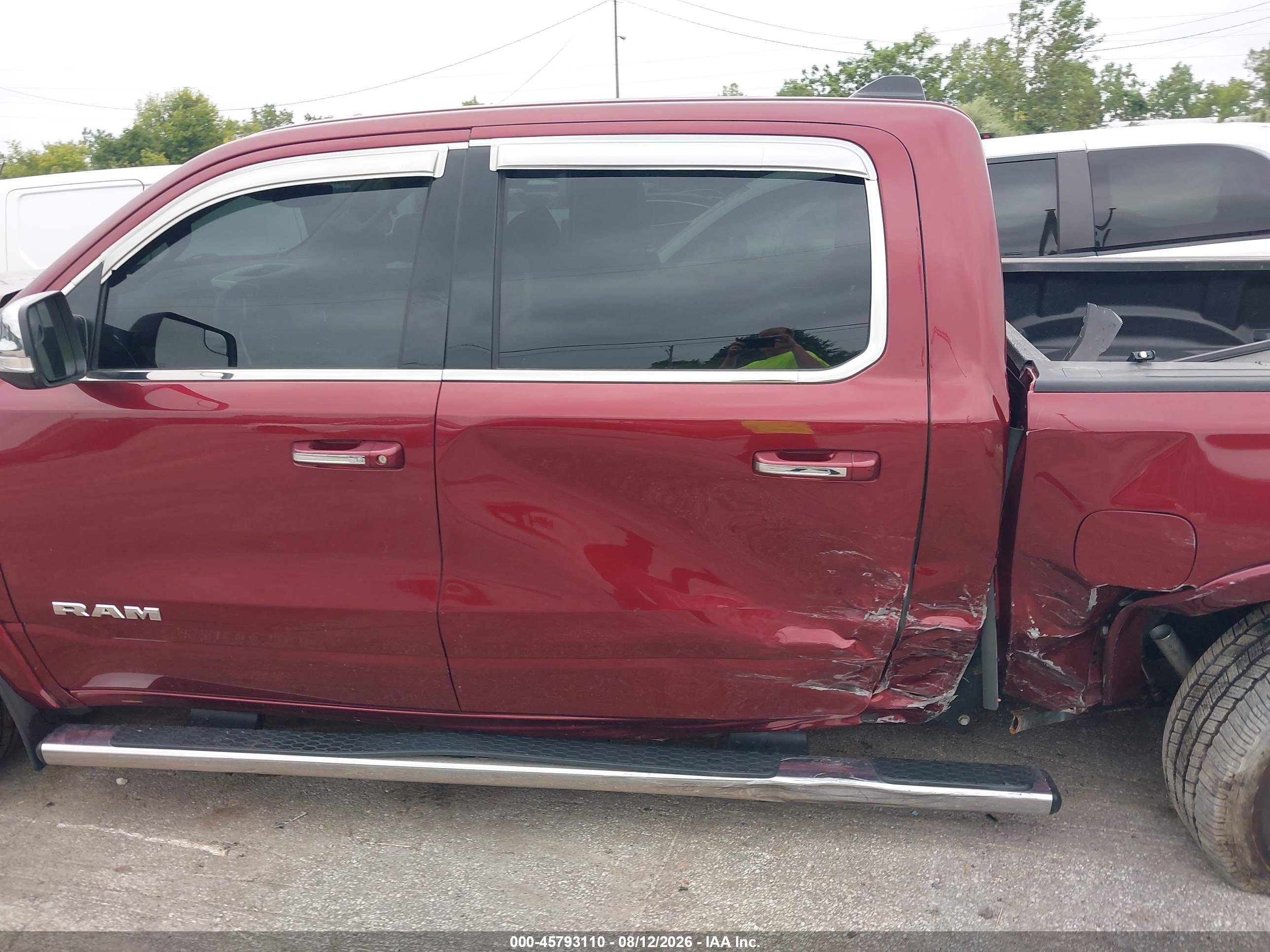 2021 RAM 1500 LARAMIE  4X4 5'7 BOX