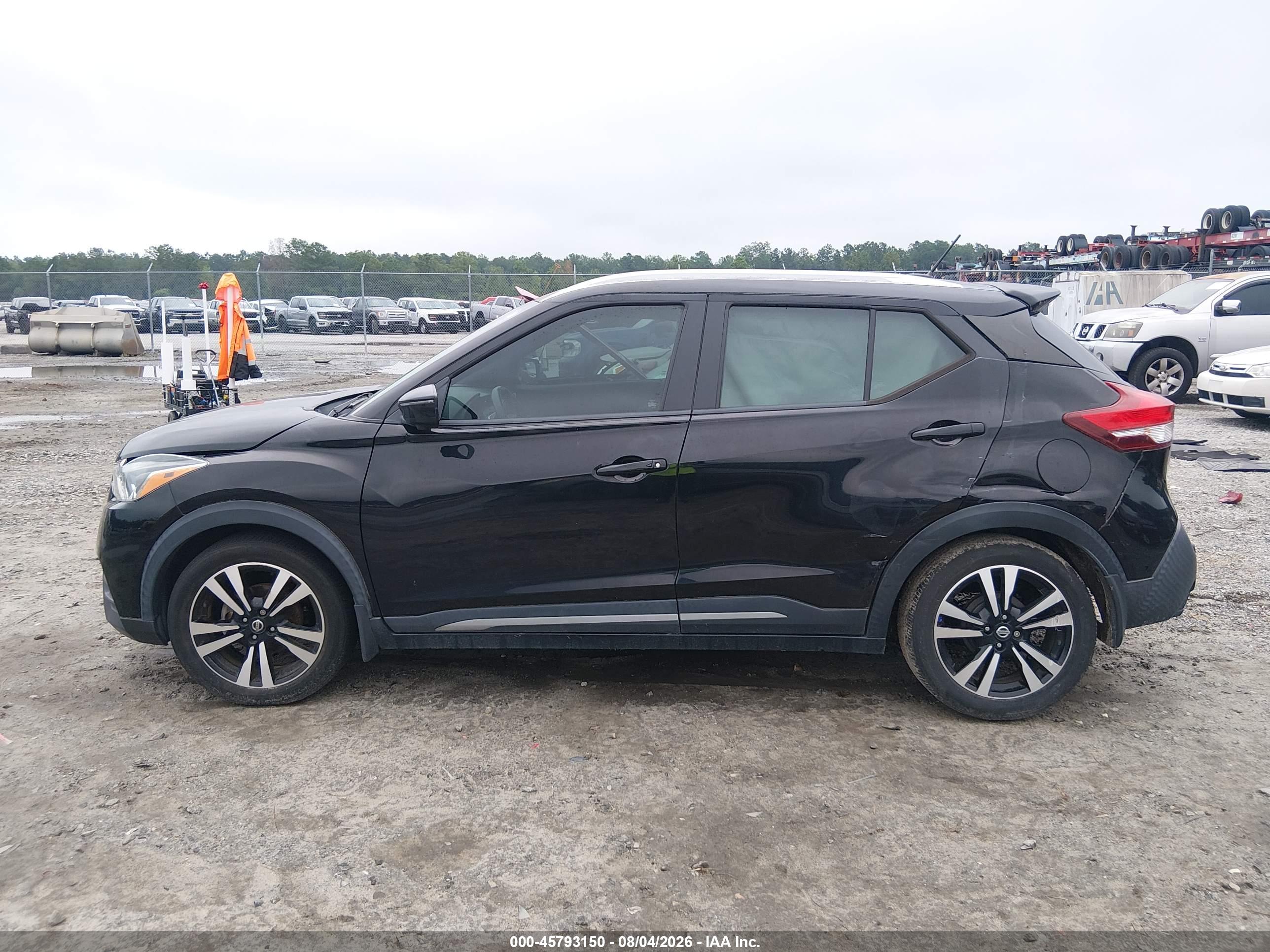 2020 NISSAN KICKS SR XTRONIC CVT