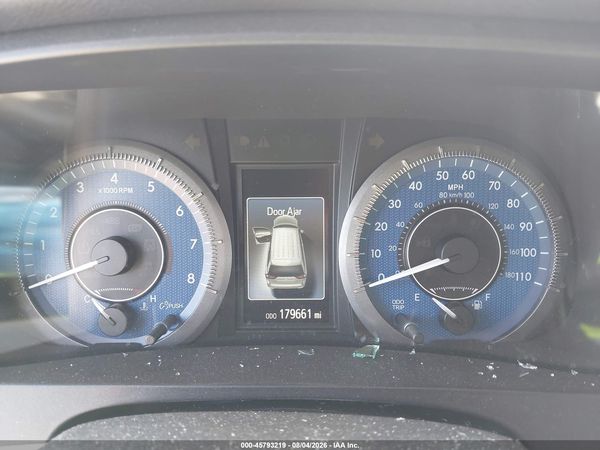 2015 TOYOTA SIENNA XLE 8 PASSENGER