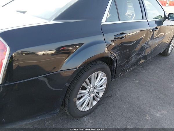 2014 CHRYSLER 300