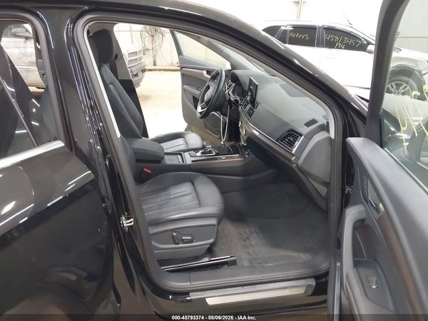 2021 AUDI Q5