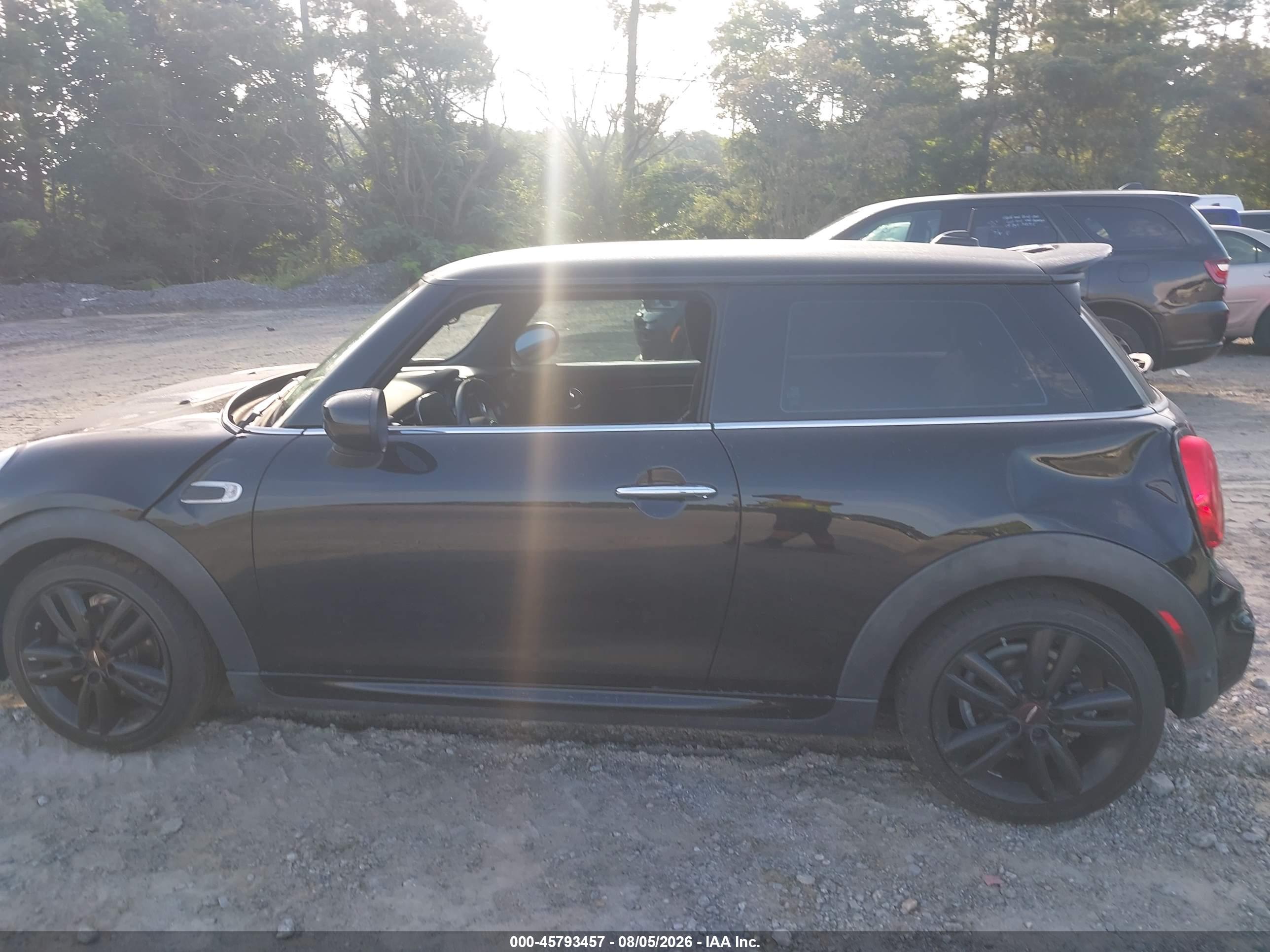 2021 MINI HARDTOP COOPER