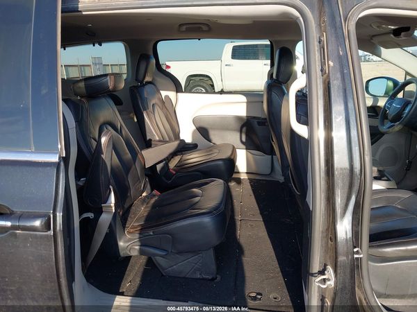 2017 CHRYSLER PACIFICA TOURING PLUS — I8
