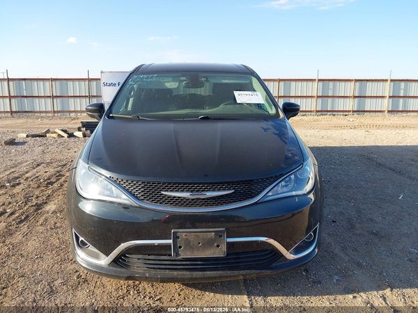 2017 CHRYSLER PACIFICA TOURING PLUS — I115