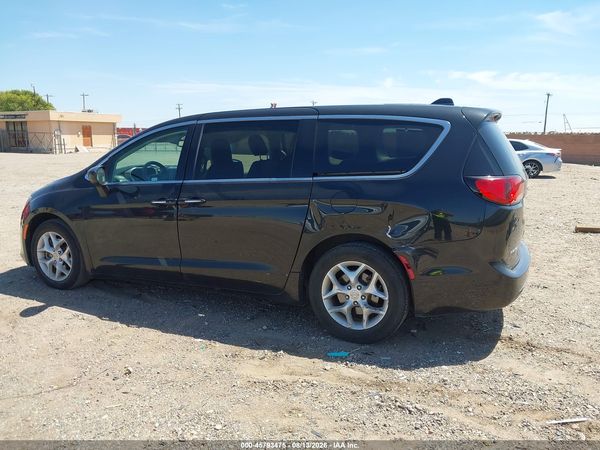 2017 CHRYSLER PACIFICA TOURING PLUS — I117