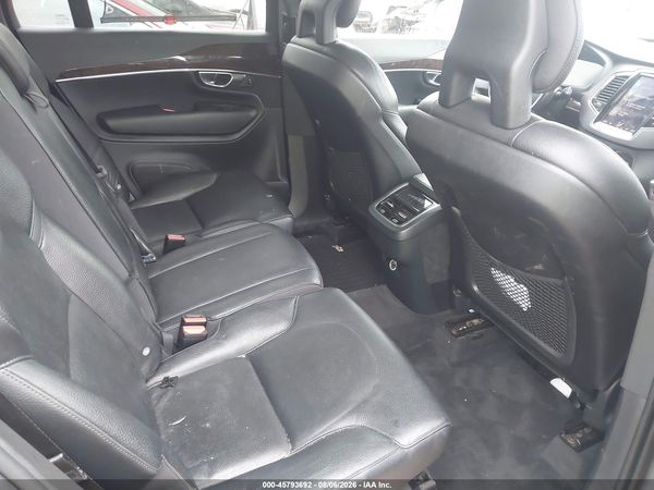 2016 VOLVO XC90 T6 MOMENTUM