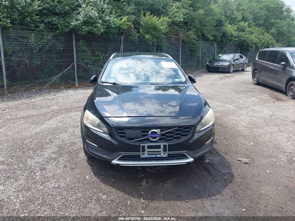 2016 VOLVO V60 CROSS COUNTRY T5