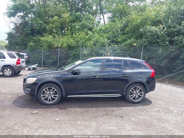 2016 VOLVO V60 CROSS COUNTRY T5