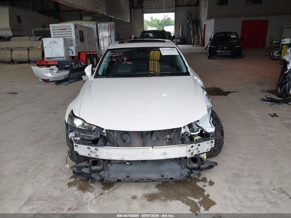 2018 LEXUS IS 300