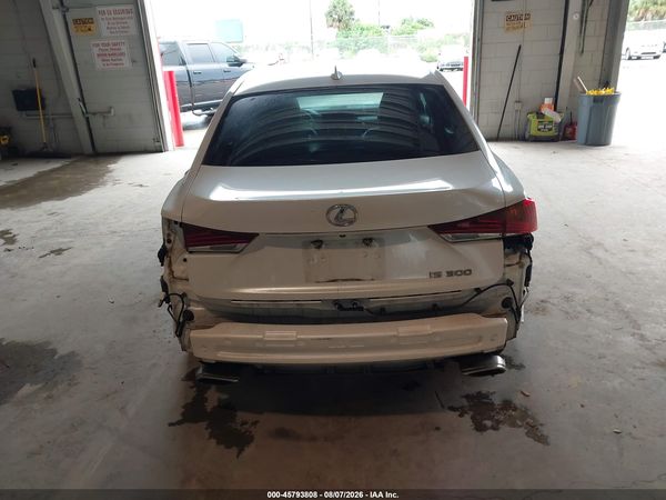 2018 LEXUS IS 300