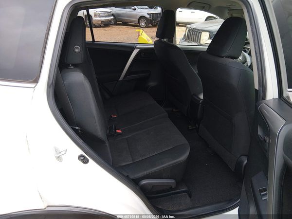 2016 TOYOTA RAV4 LE
