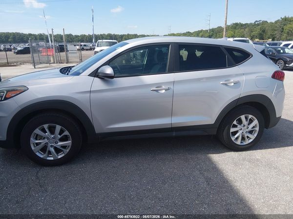 2019 HYUNDAI TUCSON SE