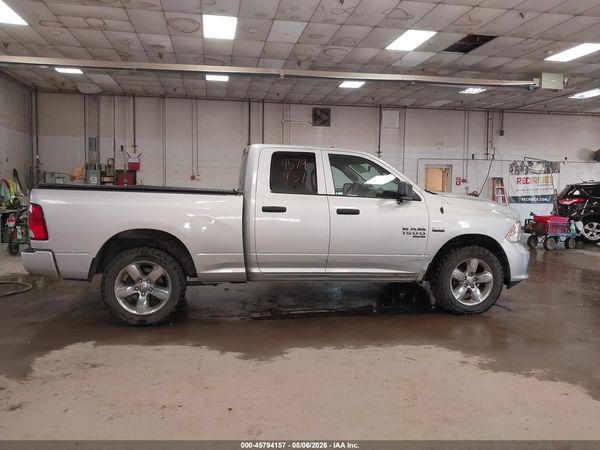 2019 RAM 1500 CLASSIC EXPRESS  4X4 6'4 BOX