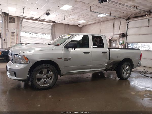2019 RAM 1500 CLASSIC EXPRESS  4X4 6'4 BOX