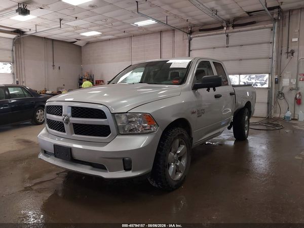 2019 RAM 1500 CLASSIC EXPRESS  4X4 6'4 BOX