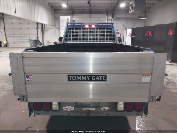 2019 RAM 1500 CLASSIC TRADESMAN  4X2 8' BOX