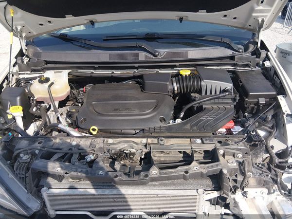 2019 CHRYSLER PACIFICA LIMITED — I10