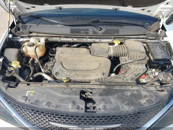 2018 CHRYSLER PACIFICA LX