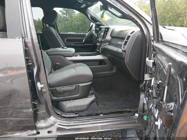 2024 RAM 2500 BIG HORN  4X4 6'4 BOX