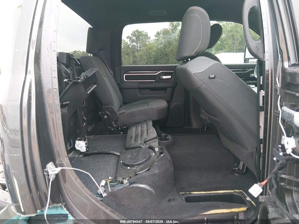 2024 RAM 2500 BIG HORN  4X4 6'4 BOX