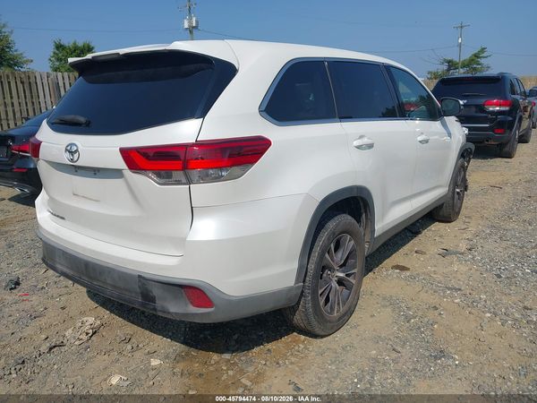 2019 TOYOTA HIGHLANDER LE