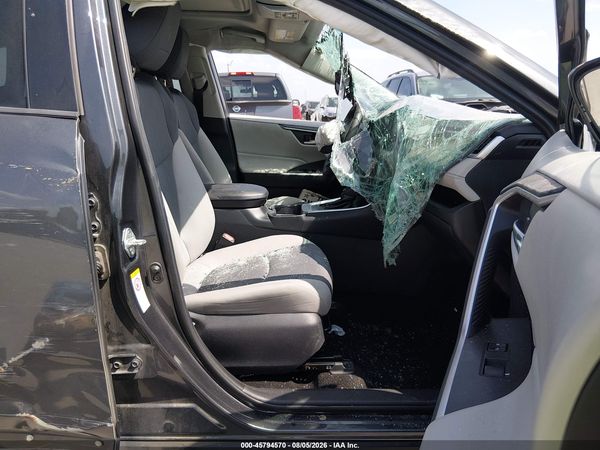 2019 TOYOTA RAV4 XLE — I5