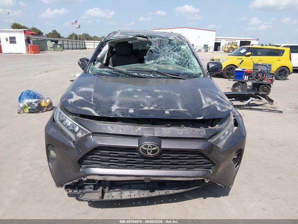 2019 TOYOTA RAV4 XLE — I6