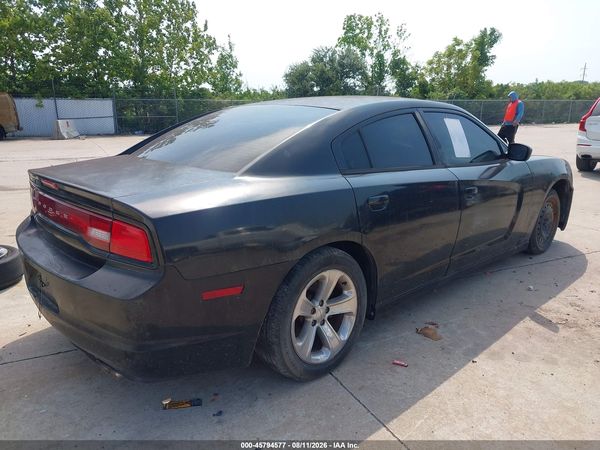 2013 DODGE CHARGER SE