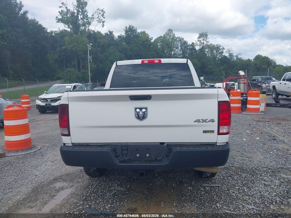 2017 RAM 1500 TRADESMAN  4X4 5'7 BOX
