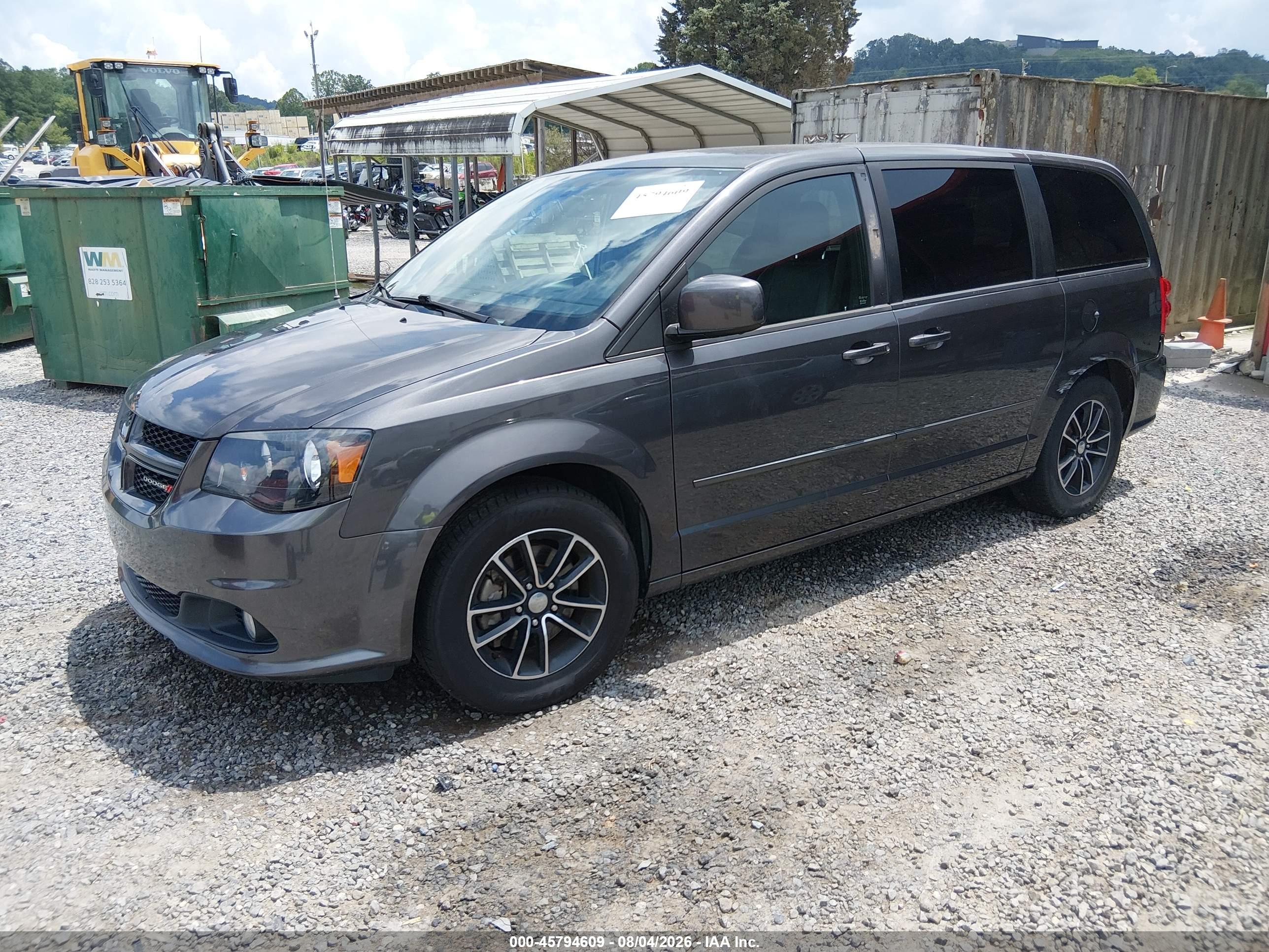 2015 DODGE GRAND CARAVAN R/T — I2