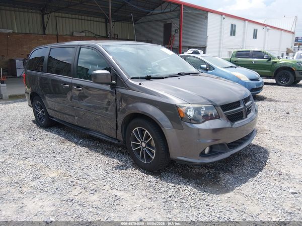 2015 DODGE GRAND CARAVAN R/T — I1