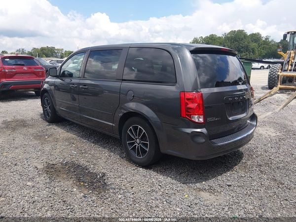 2015 DODGE GRAND CARAVAN R/T — I3