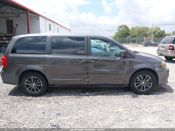 2015 DODGE GRAND CARAVAN R/T — I116