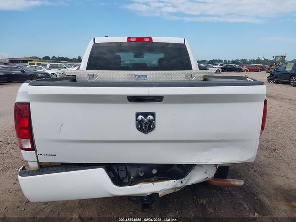2017 RAM 1500 EXPRESS  4X2 5'7 BOX