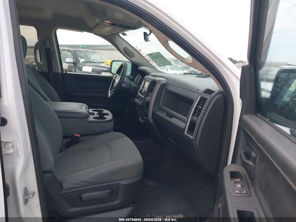 2017 RAM 1500 EXPRESS  4X2 5'7 BOX