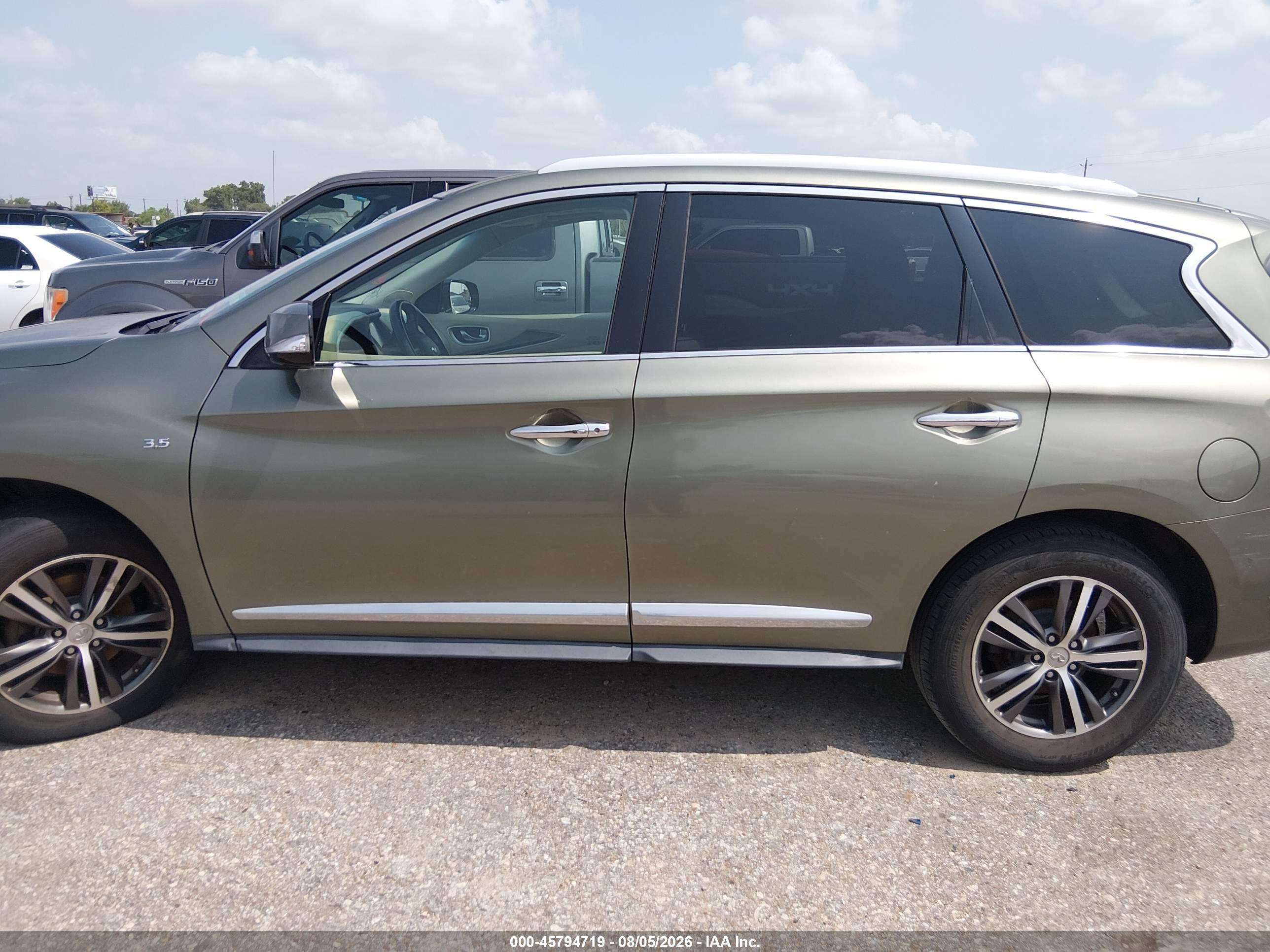 2016 INFINITI QX60